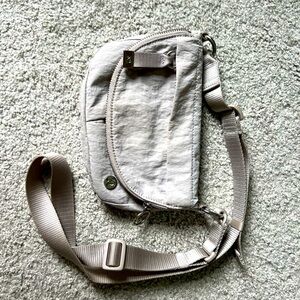 Grey Lululemon All Night Festival bag - micro